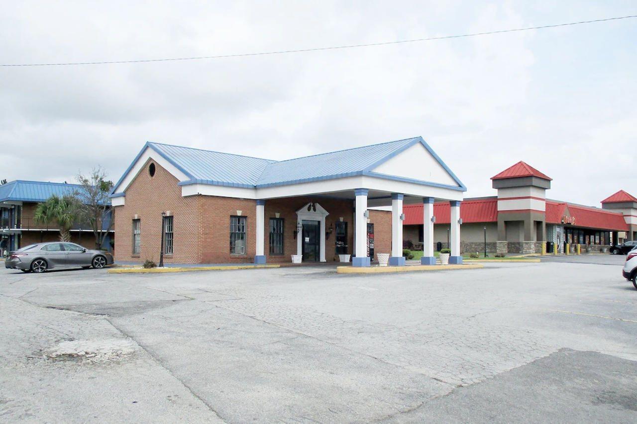 Hotel Rising Eagle Cordele Exterior photo